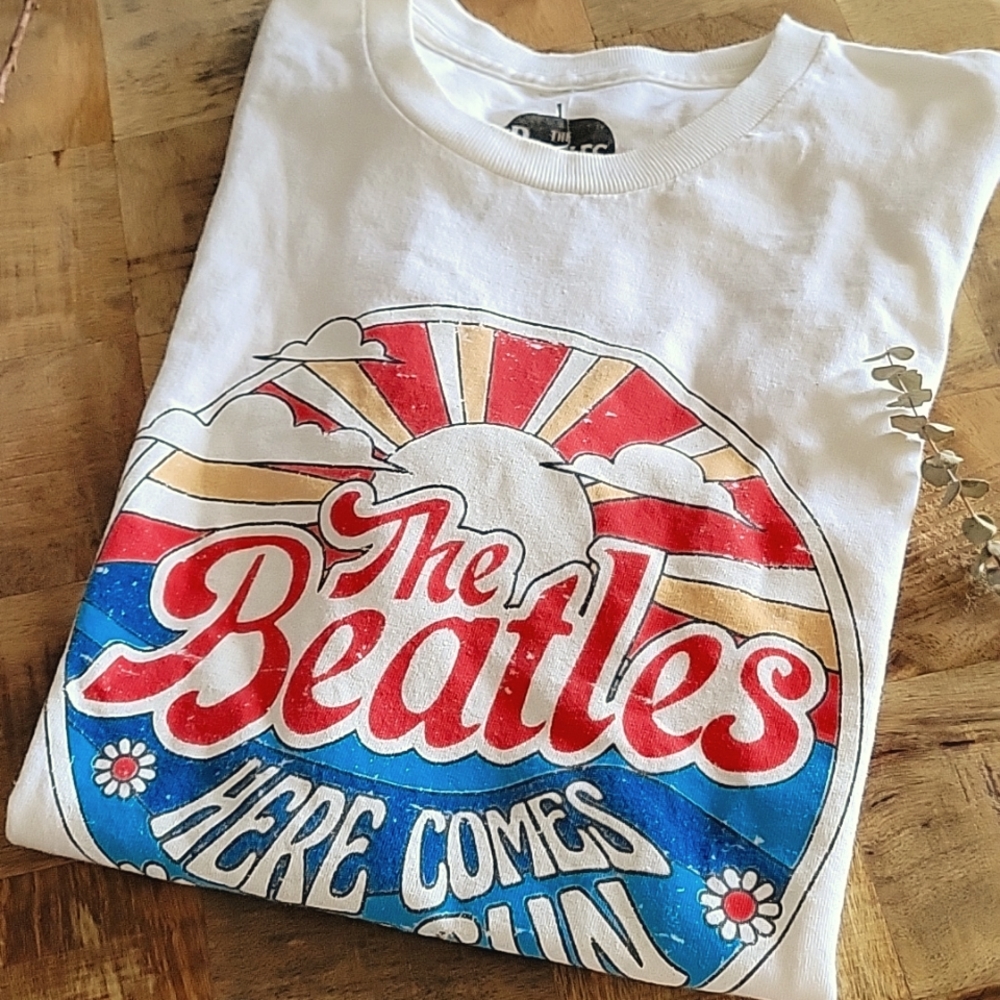 Beatles logo tee